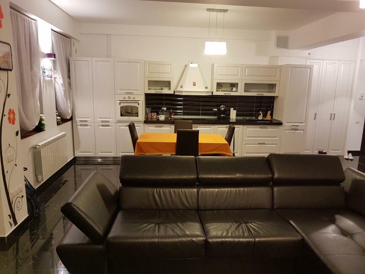 Apartament Mamaia Sat Năvodari Exterior foto